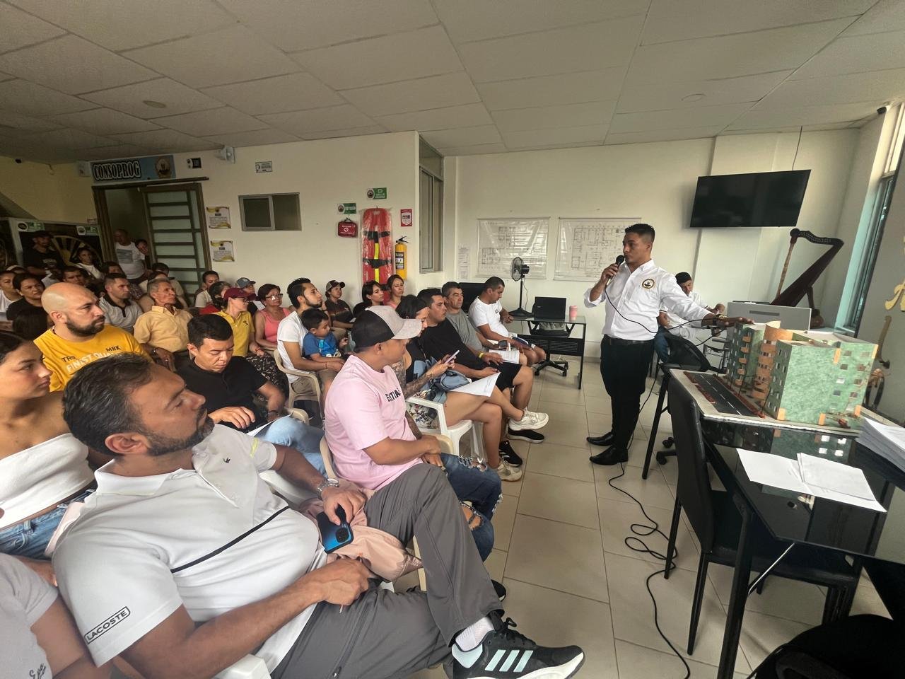 Reu ConsoProg Proyecto Vivienda 5